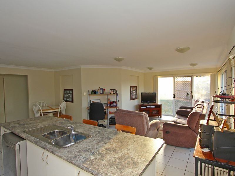 1 Jondaryan Court, Brassall QLD 4305