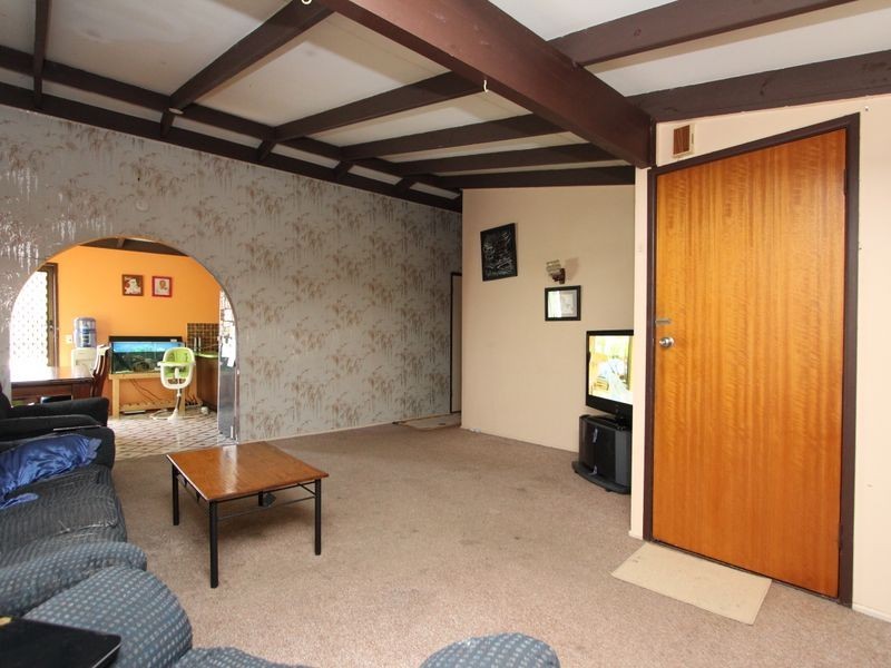 27 Blackwood Street, East Ipswich QLD 4305