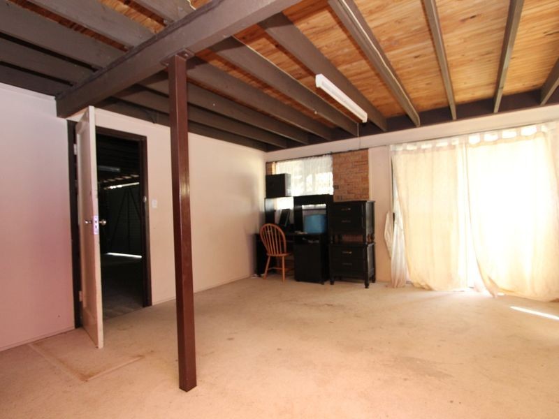 27 Blackwood Street, East Ipswich QLD 4305