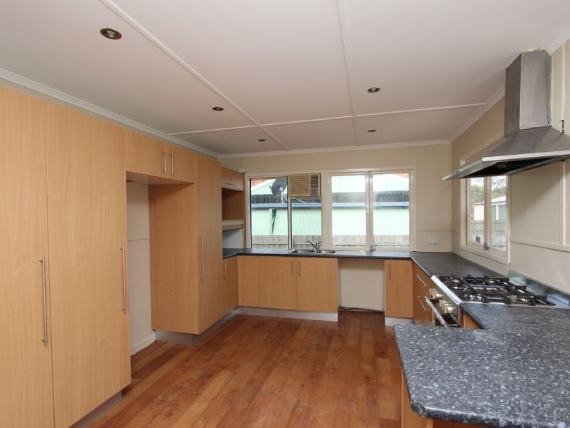 9 Baillieston Street, Leichhardt QLD 4305