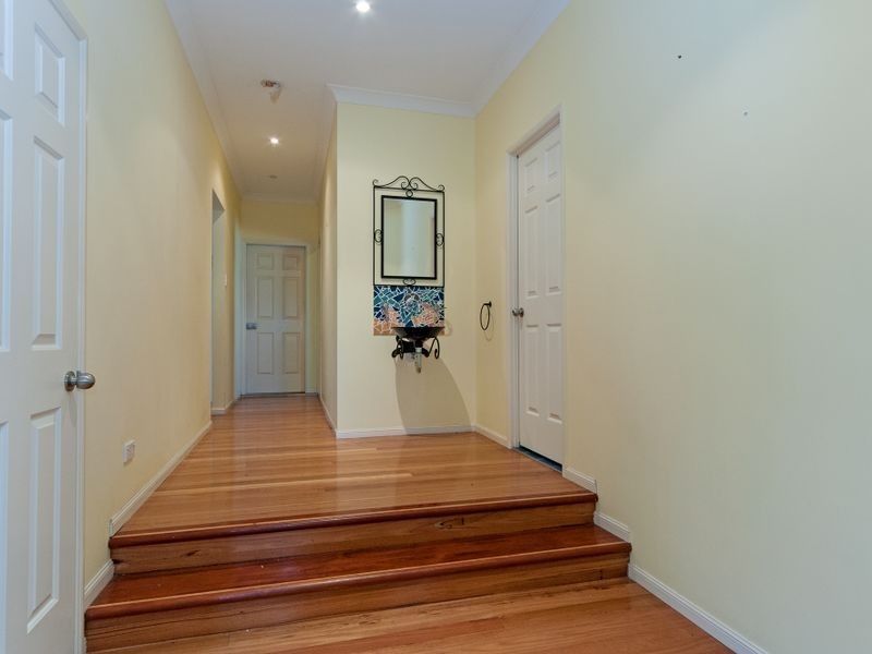 14-16 Lachlan Place, Karalee QLD 4306