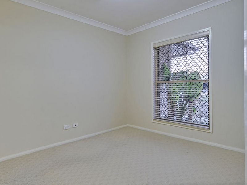 4 Homestead Place, Brassall QLD 4305