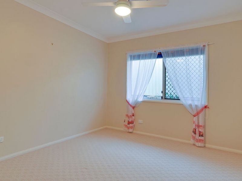 4 Homestead Place, Brassall QLD 4305