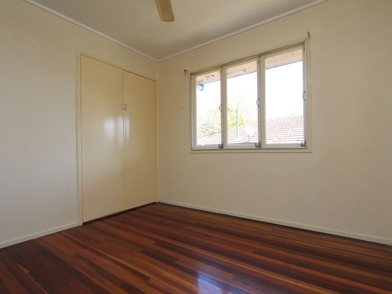 56 Kynance Street, Leichhardt QLD 4305