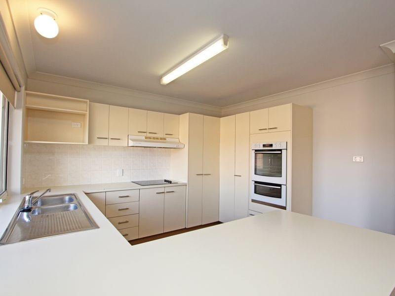 7 Coates Court, Brassall QLD 4305