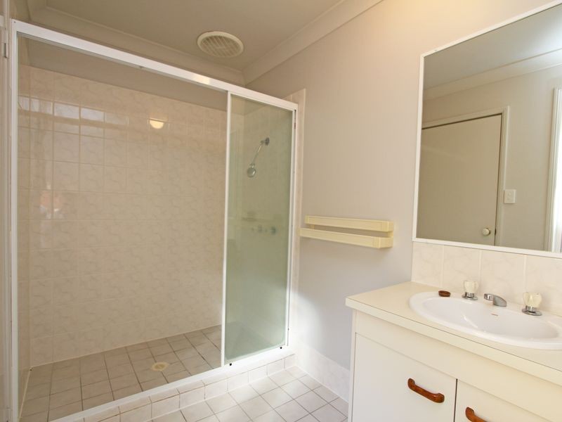 7 Coates Court, Brassall QLD 4305