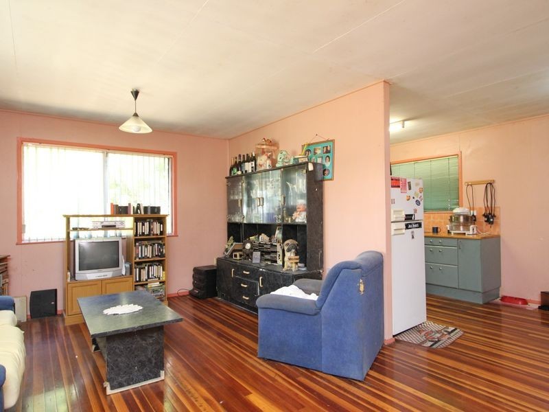 18 Farr Street, East Ipswich QLD 4305