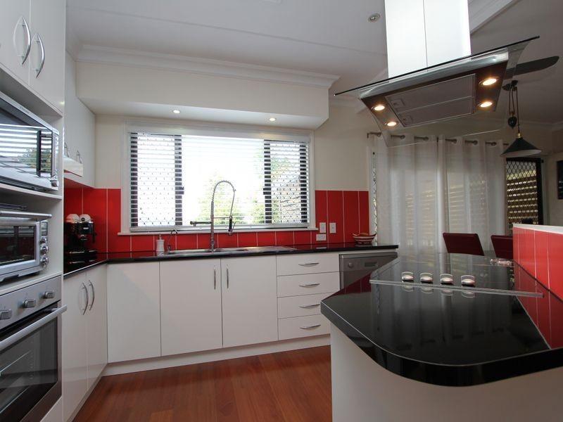 23 Blaxland Street, Eastern Heights QLD 4305