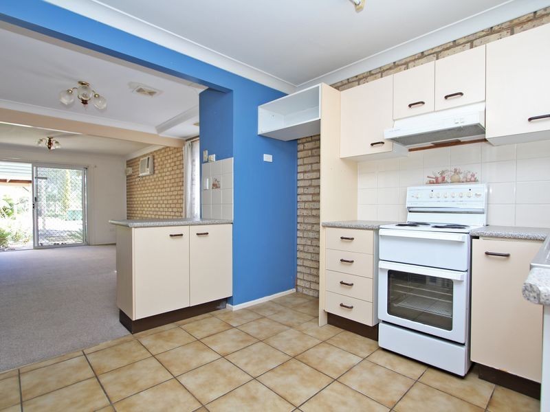 3/5 Duce Street, Bundamba QLD 4304