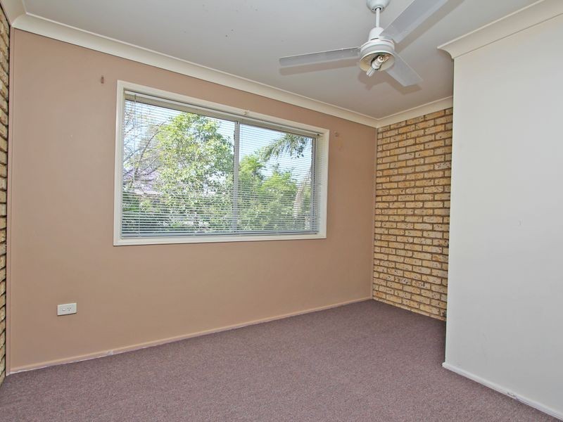 3/5 Duce Street, Bundamba QLD 4304
