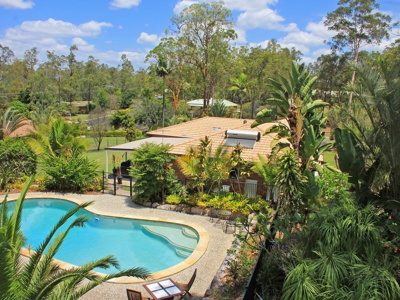 3 Gabbinbar Court, Pine Mountain QLD 4306
