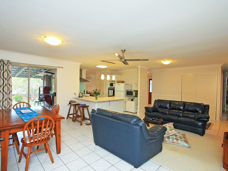 3 Gabbinbar Court, Pine Mountain QLD 4306