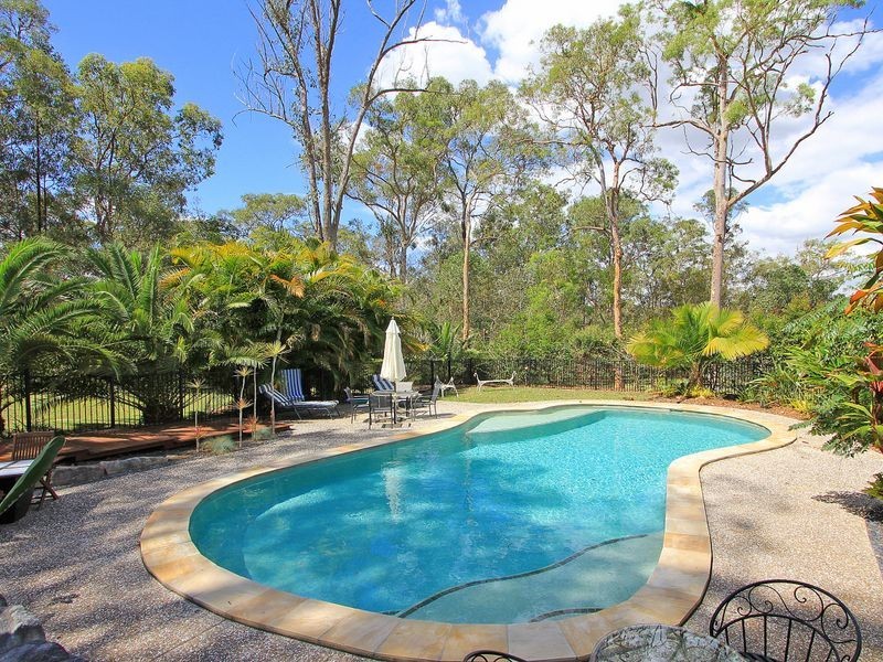 3 Gabbinbar Court, Pine Mountain QLD 4306