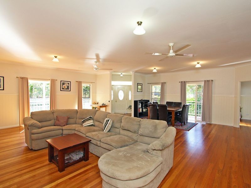 49 Glenross Drive, Pine Mountain QLD 4306