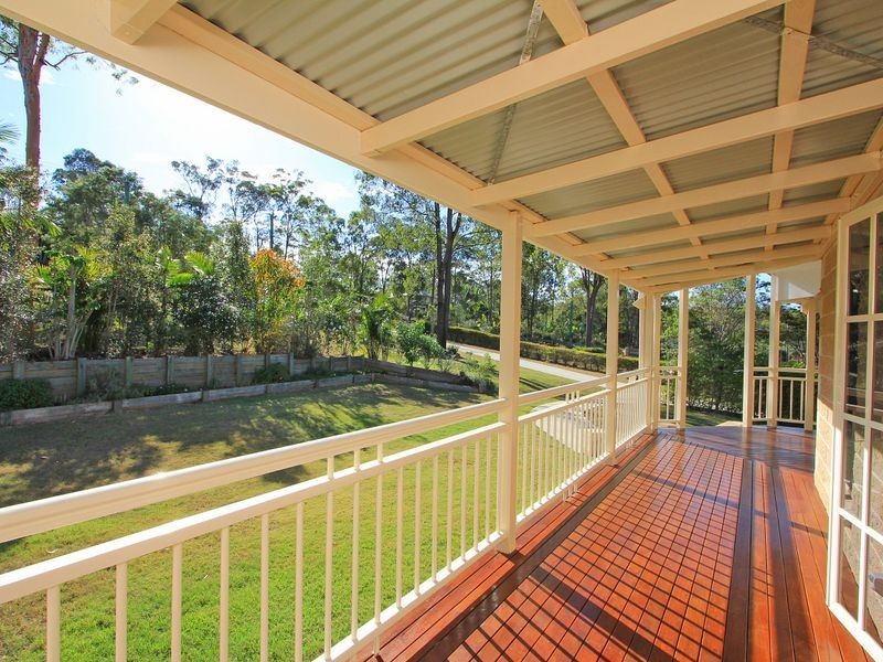 49 Glenross Drive, Pine Mountain QLD 4306