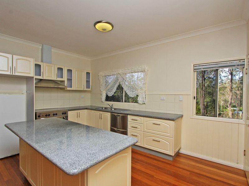 49 Glenross Drive, Pine Mountain QLD 4306