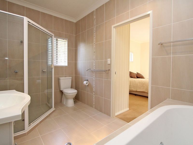 49 Glenross Drive, Pine Mountain QLD 4306