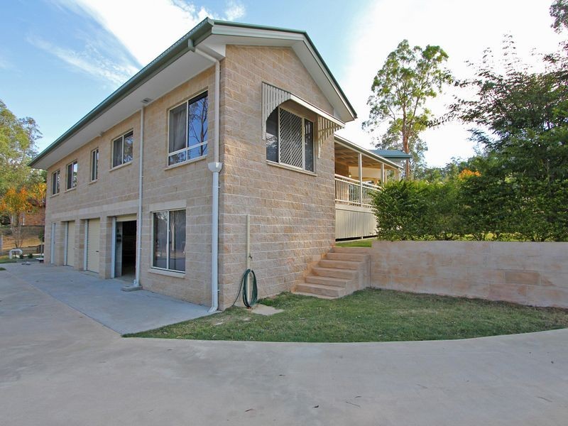 49 Glenross Drive, Pine Mountain QLD 4306