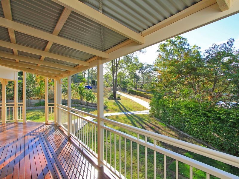 49 Glenross Drive, Pine Mountain QLD 4306