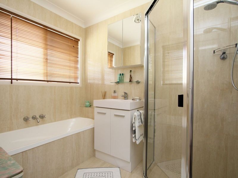 7 Dougal Cresent, Rosewood QLD 4340