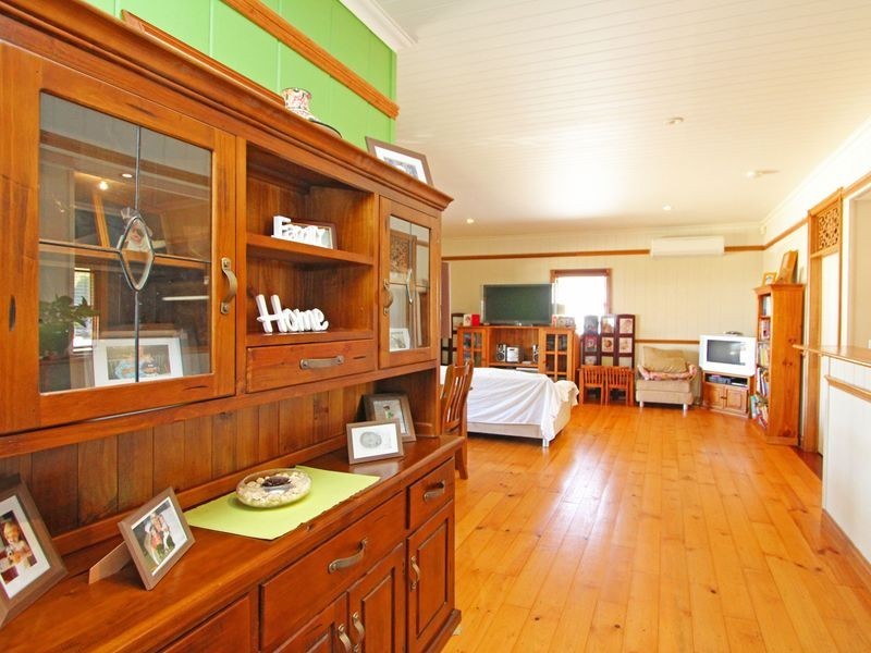 35 Pine Street, North Ipswich QLD 4305