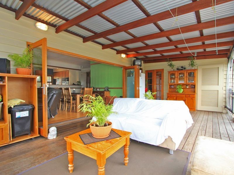 35 Pine Street, North Ipswich QLD 4305