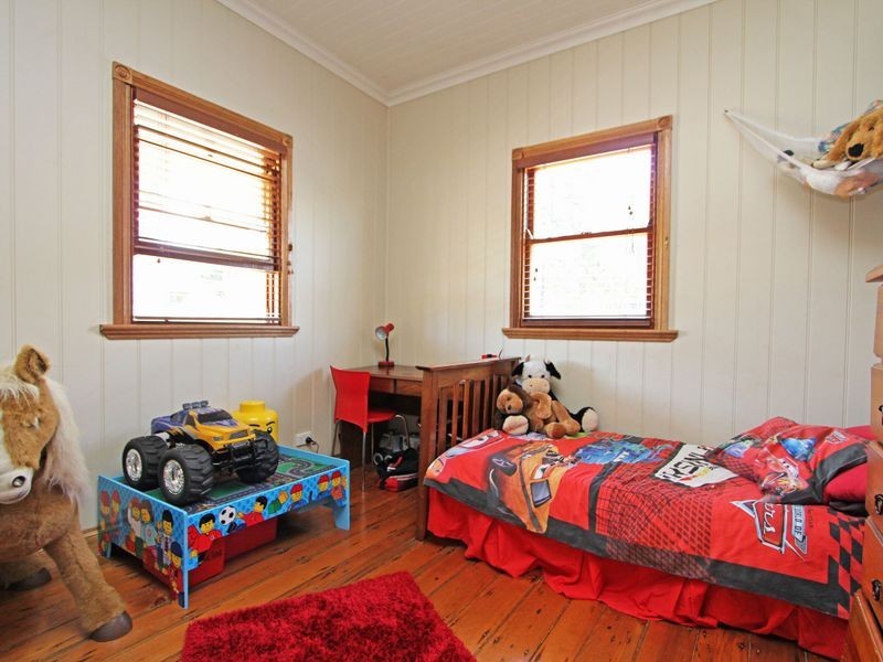 35 Pine Street, North Ipswich QLD 4305