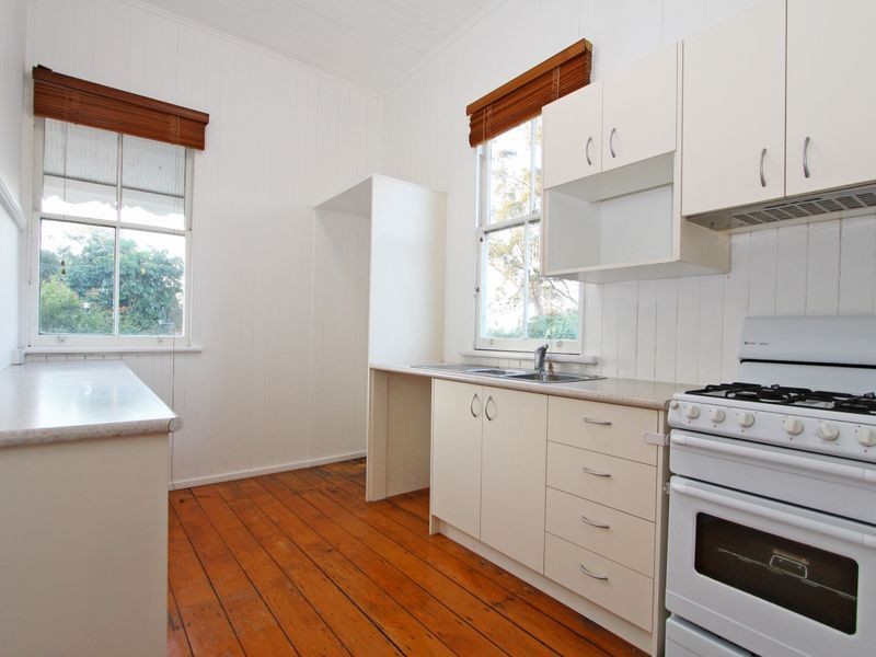 39 Rowland Terrace, Coalfalls QLD 4305