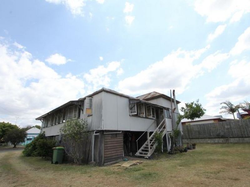 28 Lowry Street, North Ipswich QLD 4305