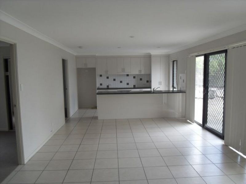 21 Brighton Street, Raceview QLD 4305