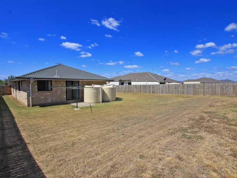 10 Kingfisher Way, Lowood QLD 4311