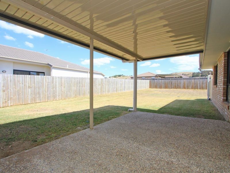 10 Kingfisher Way, Lowood QLD 4311