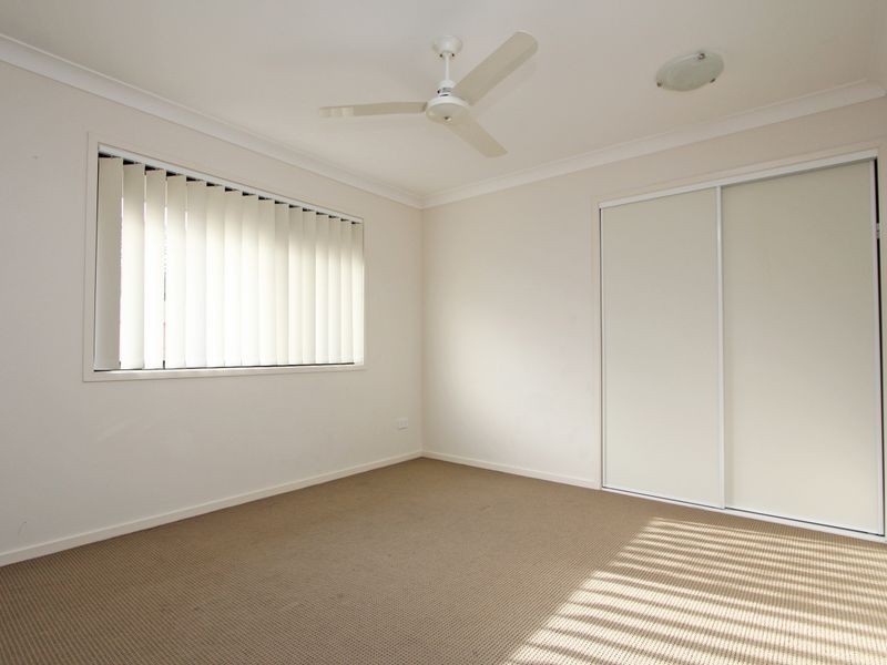 10 Kingfisher Way, Lowood QLD 4311