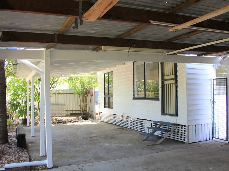12 Lindsay Street, Bundamba QLD 4304