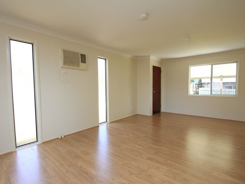 30 Wade Street, Bundamba QLD 4304