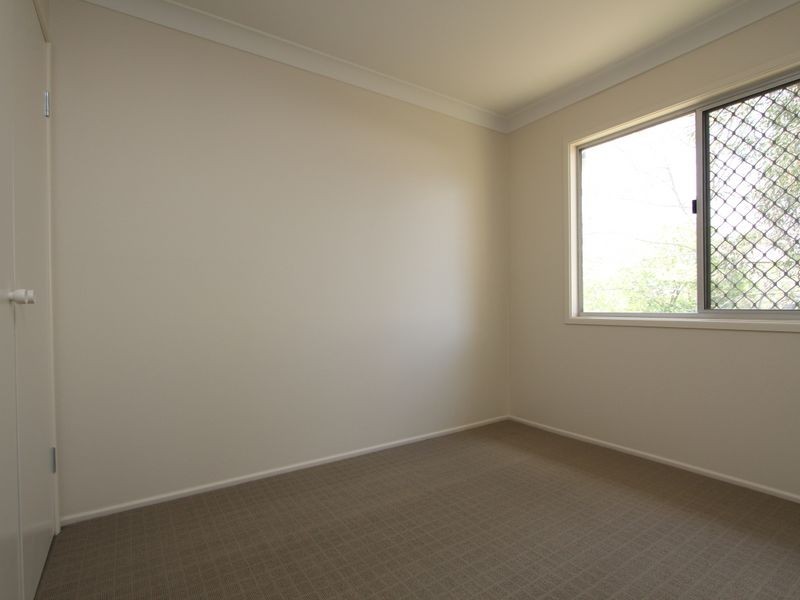 30 Wade Street, Bundamba QLD 4304
