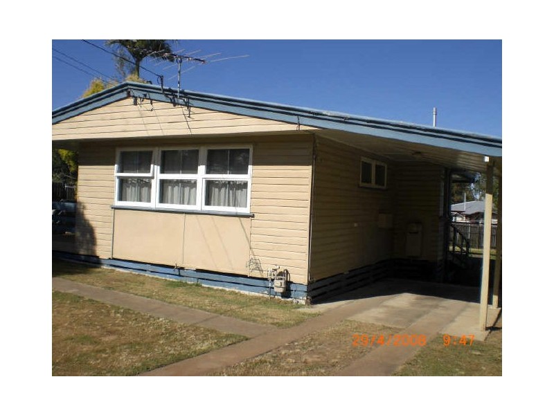10 Coverack Street, Leichhardt QLD 4305