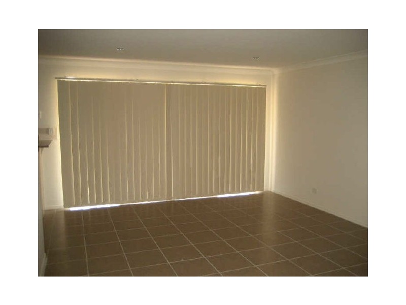 16 Brighton Court, Raceview QLD 4305
