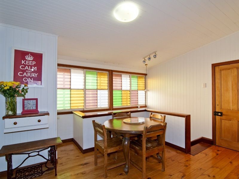 7 Pemberton Street, Booval QLD 4304