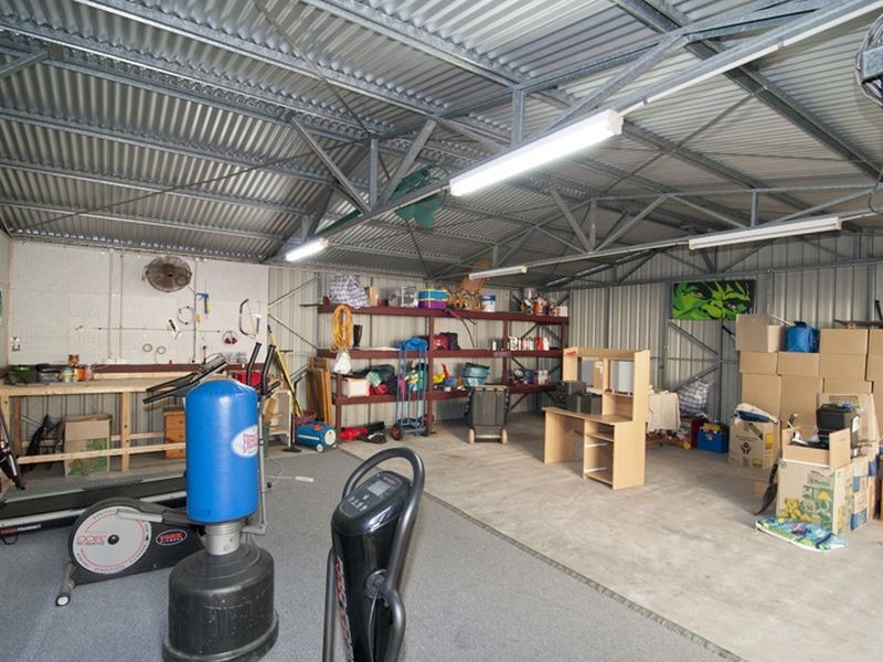 7 Pemberton Street, Booval QLD 4304