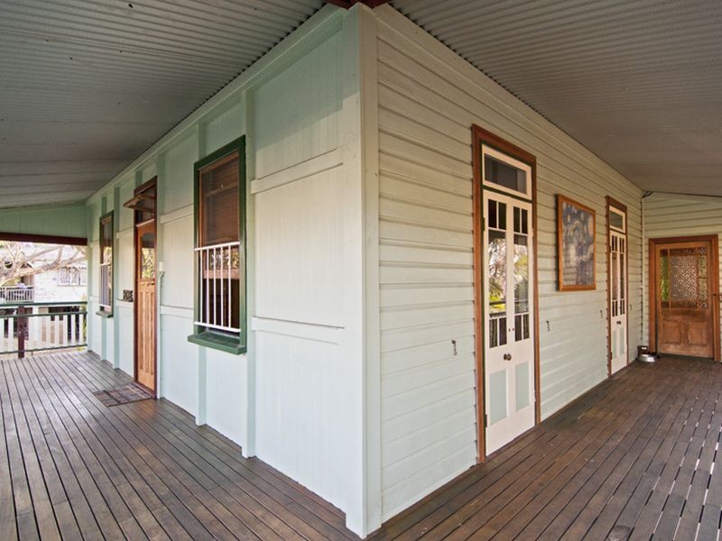 7 Pemberton Street, Booval QLD 4304