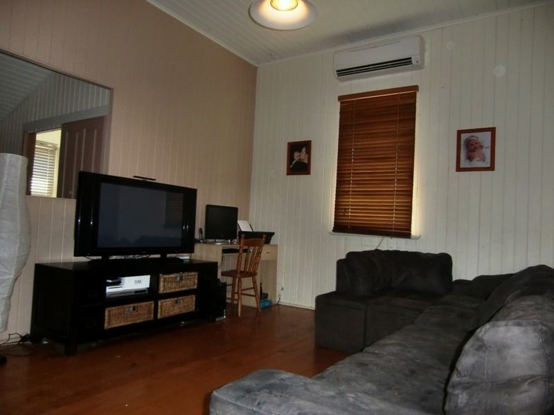 12 Swan Street, Brassall QLD 4305