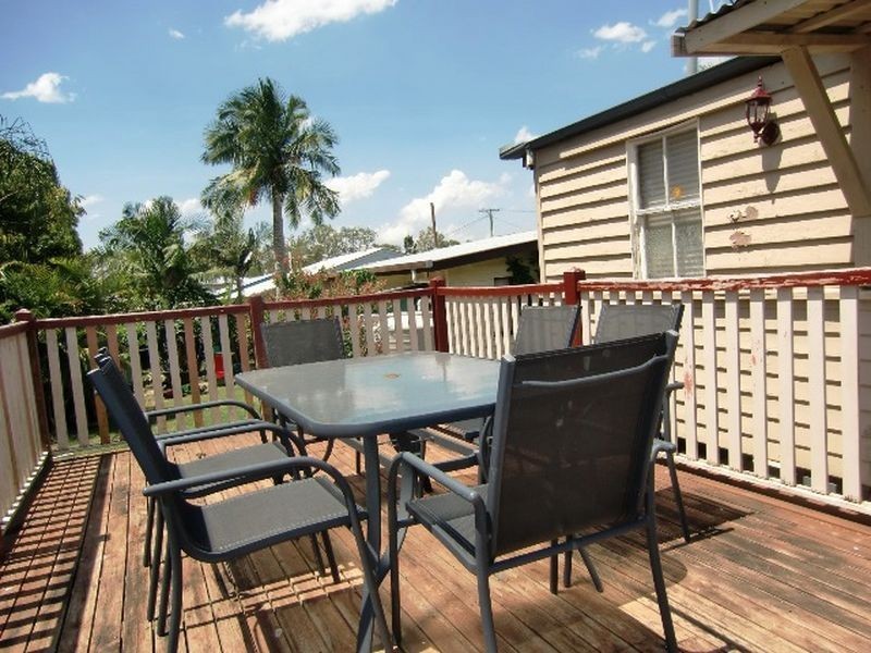 12 Swan Street, Brassall QLD 4305