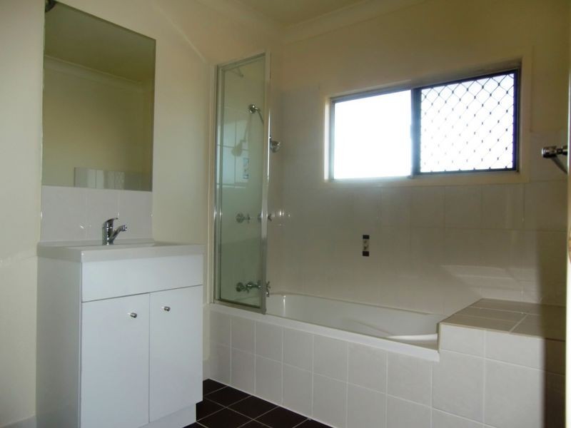 5 Delbridge Street, Redbank Plains QLD 4301