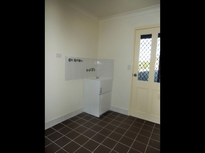 5 Delbridge Street, Redbank Plains QLD 4301