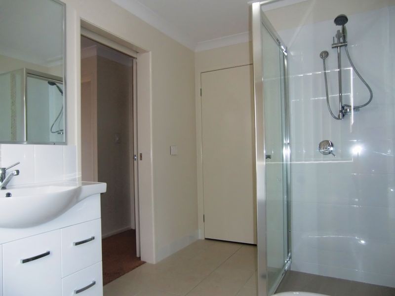 1/12 Lexington Street, Flinders View QLD 4305