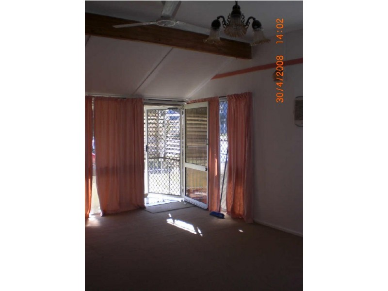 33 Pine Street, North Ipswich QLD 4305