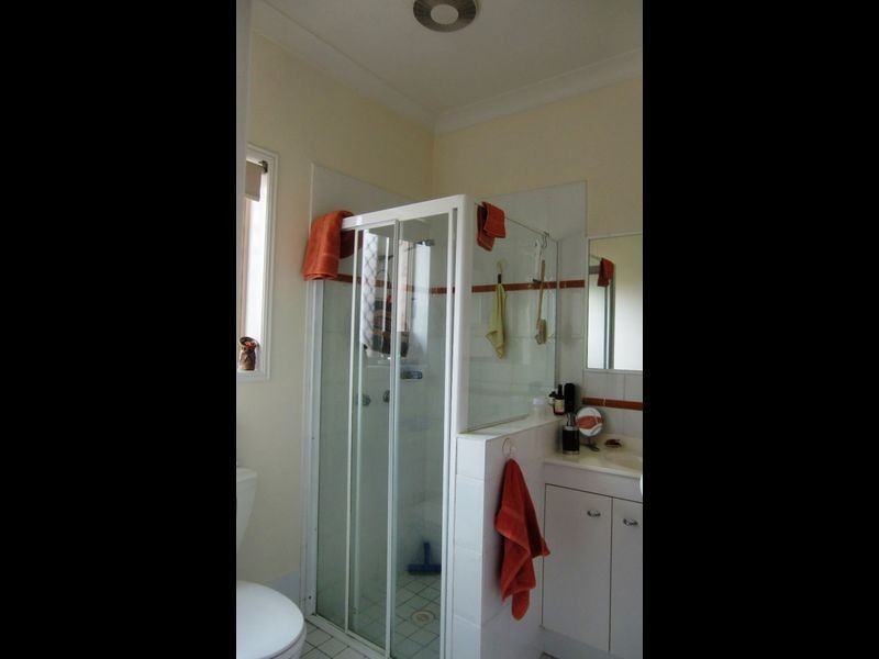 22 Dianthus Place, Flinders View QLD 4305