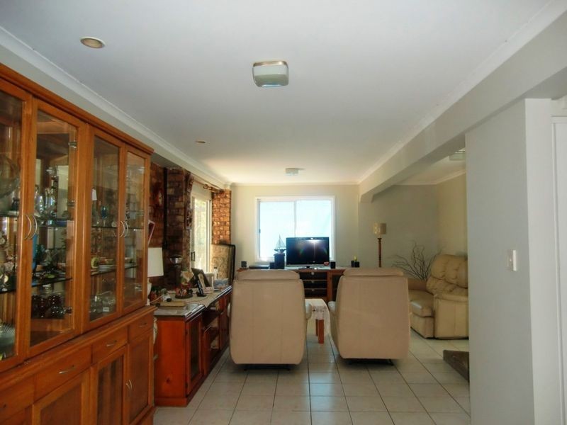 63 Moores Pocket Road, Moores Pocket QLD 4305