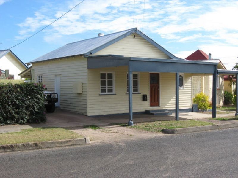 90 Woodend Road, Woodend QLD 4305